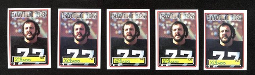 1983 Topps #295 Lyle Alzado 5ct Raiders Karta piłkarska Partia 3301S