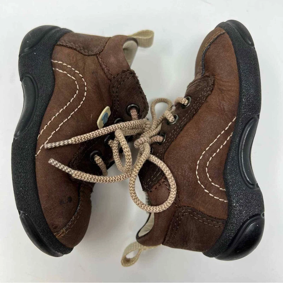 Детские спортивные ботинки Ecco размер 19 коричневые туфли на шнуровке - Изображение 2 из 4