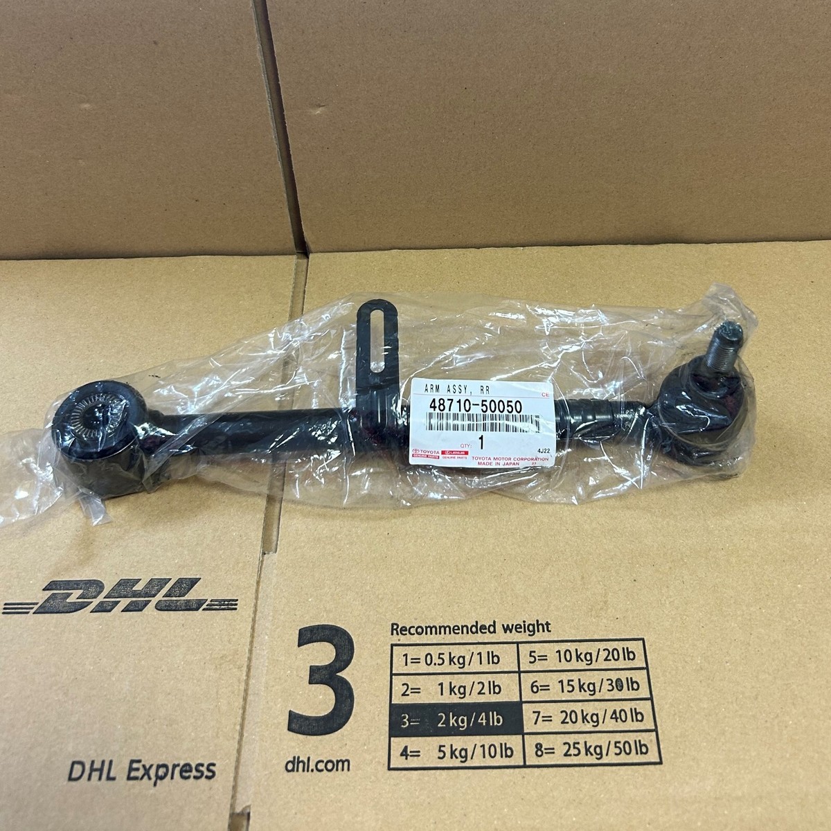 NEW】Toyota Genuine Lexus LS400 ARM ASSY, REAR SUSPENSION
