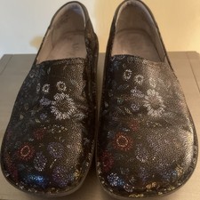 Alegria Debra Leather Floral Slip On Women  s Size 40 US 9 Excellent Condition
