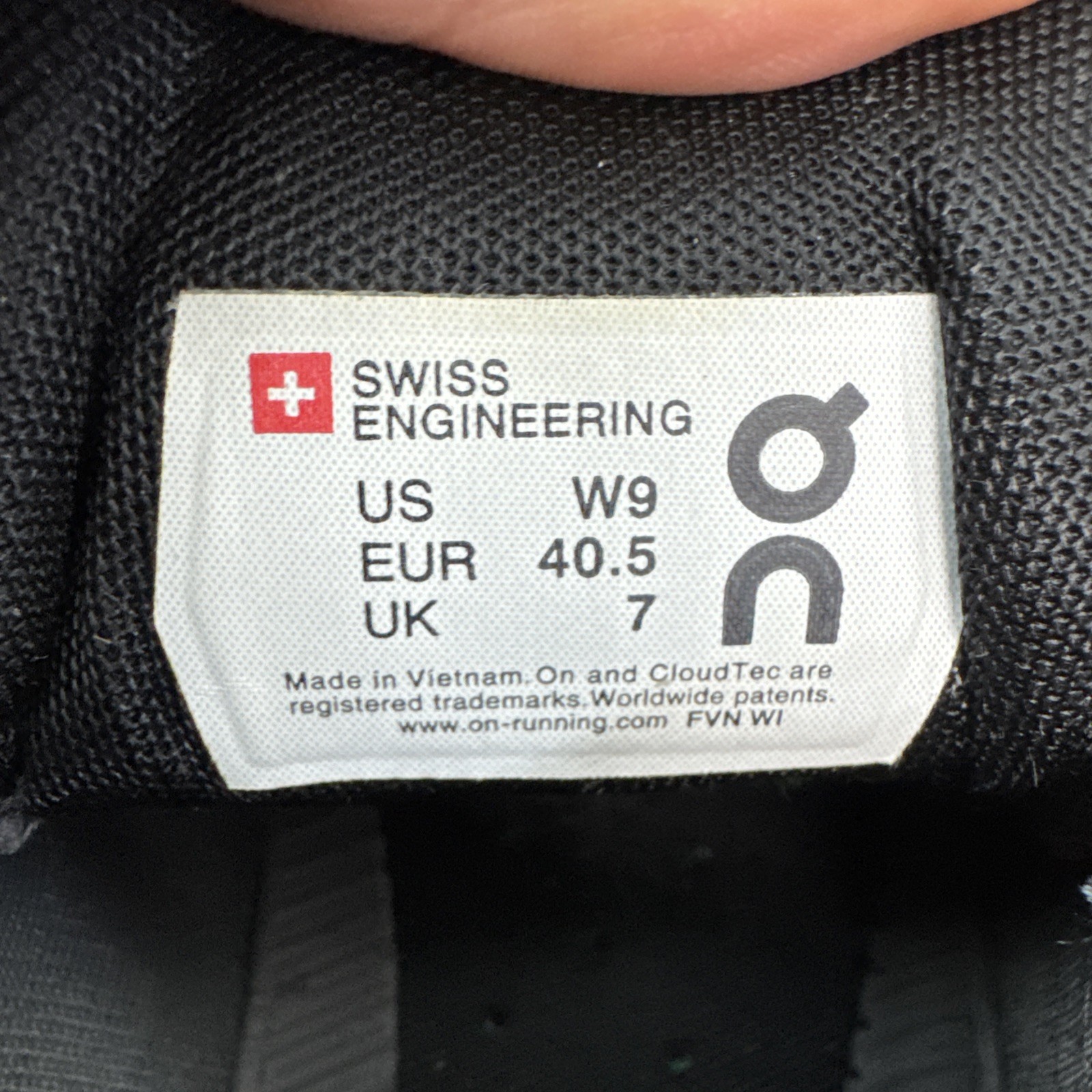 On Cloud Womens Cloudflow Gray Running Shoes Snea… - image 10