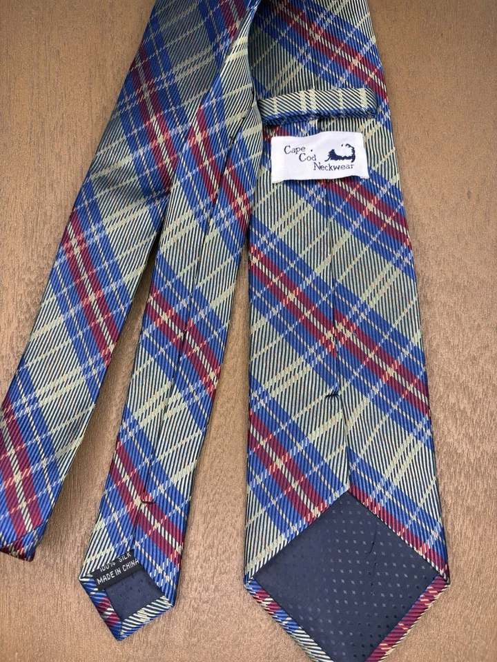 Men's 100% Silk Ties Black Brown 1826 & Cape Cod Neakwear Brands Plaid & Green - Image 4 of 4