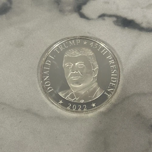 Donald J. Trump Silver Round 1 oz .999 Fine 45th President Coin