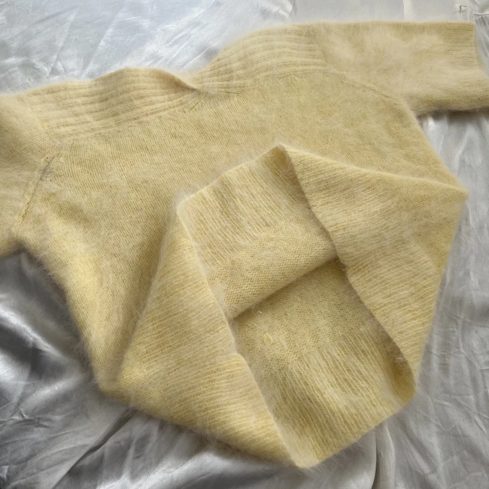Suéter Top Angora Difuso Tejido a Mano Amarillo Mantequilla Pálida Años 40 De Colección Talla S Foto 4 de 4