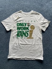 Nike Men's Boston Celtics 2024 NBA Champions Parade T-Shirt Size Medium NWT