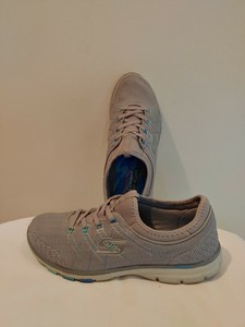 skechers kings plaza