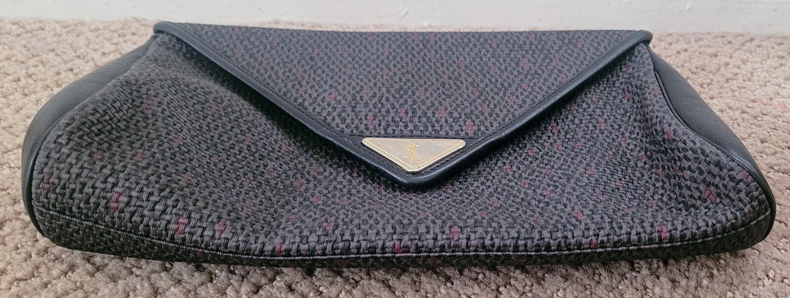 AUTENTICA BORSA A FRIZIONE CON LOGO YVES SAINT LAURENT YSL IN PVC & PELLE USATA