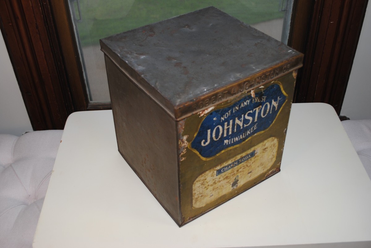 Ultra Rare 1940's Johnston Soda Crackers Table Top Display Box