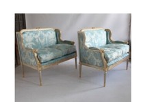Stunning Louis XVi French style settee loveseat