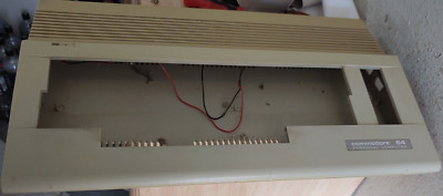 Commodore 64 II Computer-Case Gehäuse mit Schrauben 798377 8bit classic