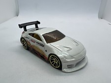 Hot Wheels Nissan 350Z White 