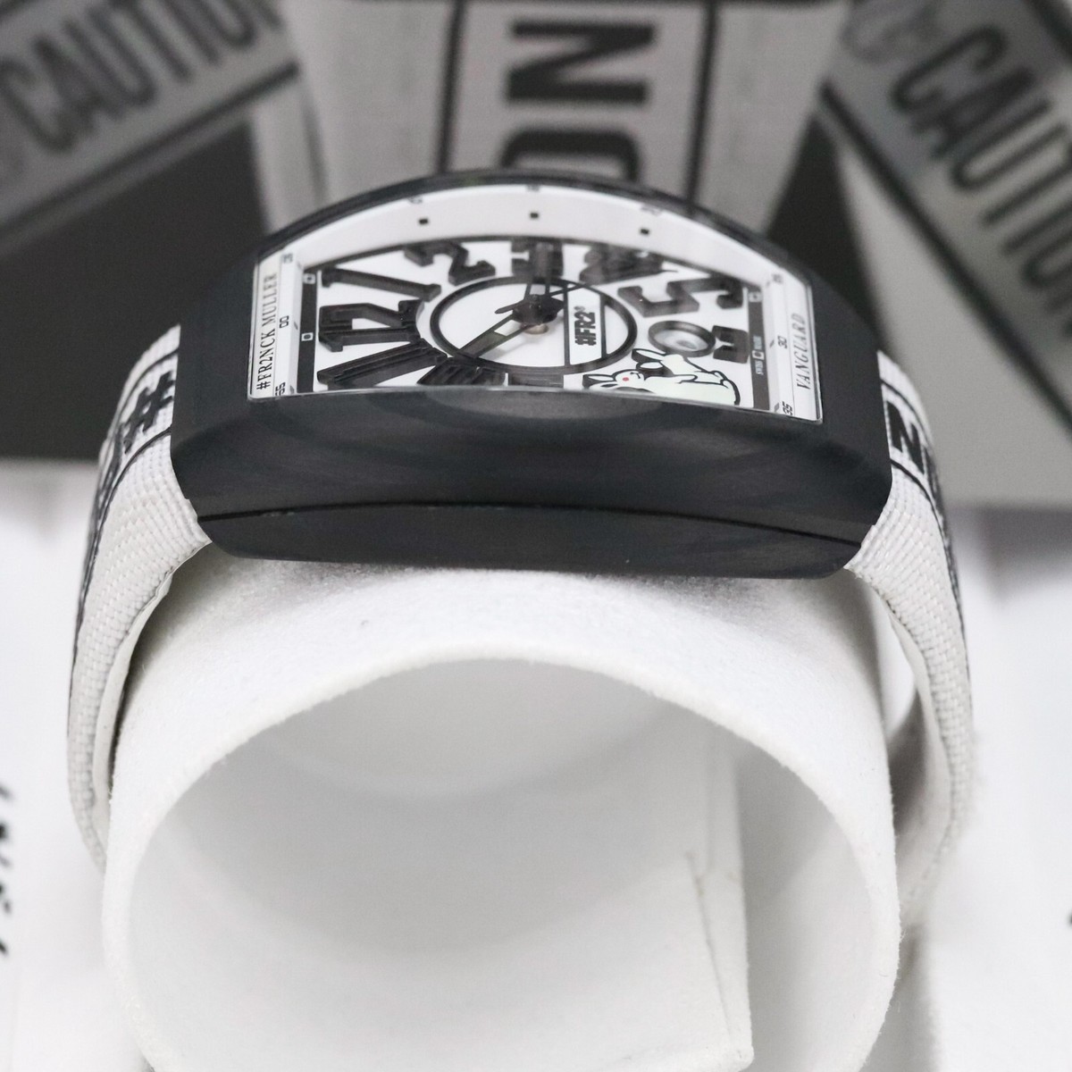 Franck Muller Vanguard LIMITED 800pc 41mm FR2 Rabbits Carbon White