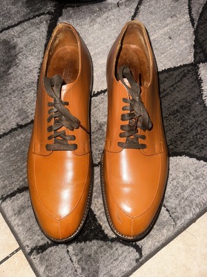 Alden 549 V-Tip Blucher is built on the Modified last. The model has a brown Calfskin leather upper with a single leather outsole.