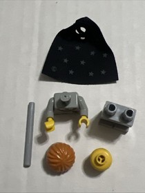 Lego Harry Potter Minifigure - Ron Weasley (From Set 4704/4705/4706/4709/4730)