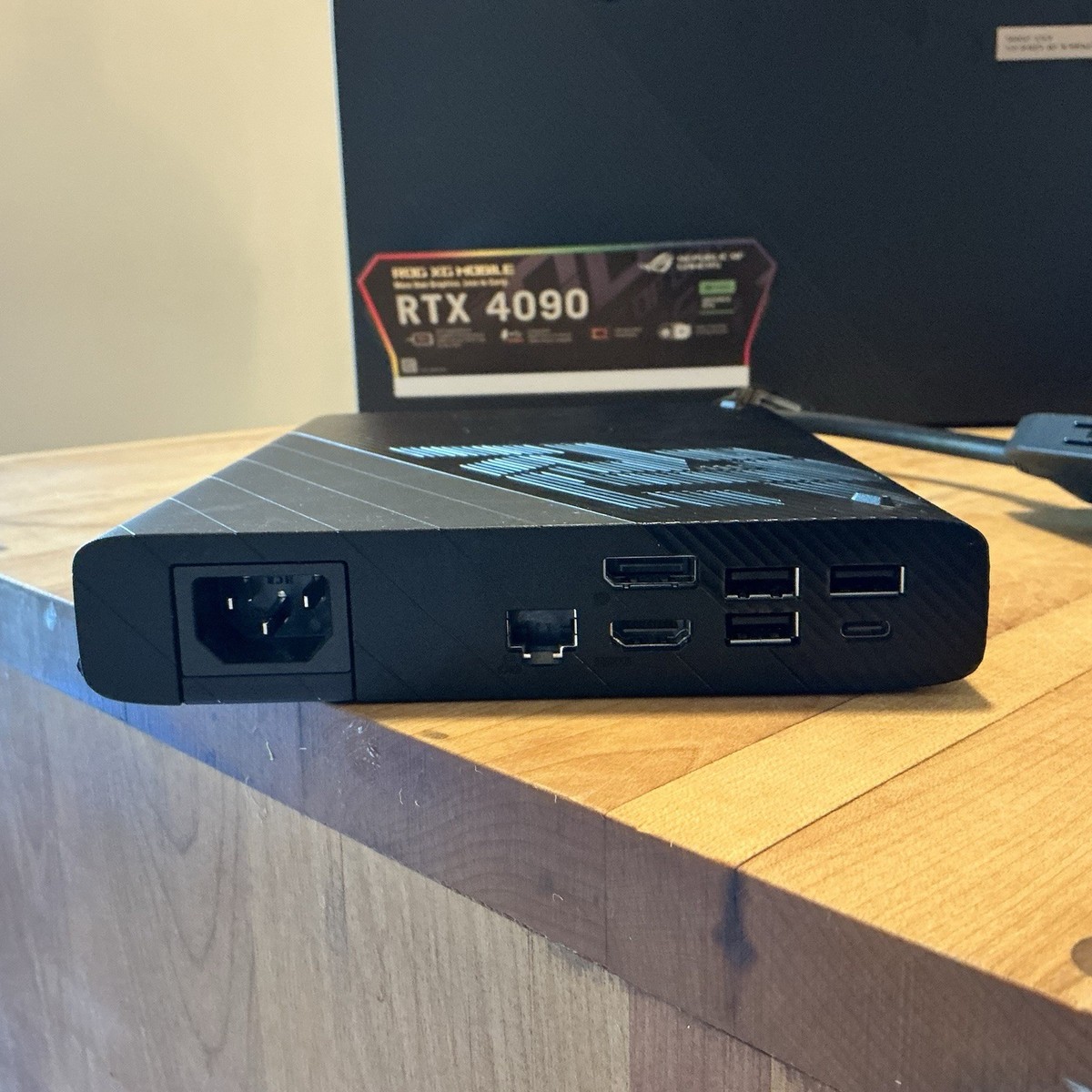 グラフィックボード・グラボ・ビデオカード XG Mobile GC33 NVIDIA GeForce RTX 4090 81vUw-r88YL._UF350,350_QL80_.jpg