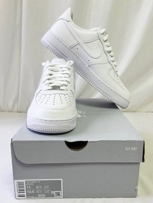 Nike Air Force 1 '07 Sneaker in Triple White UK10 oder UK9,5
