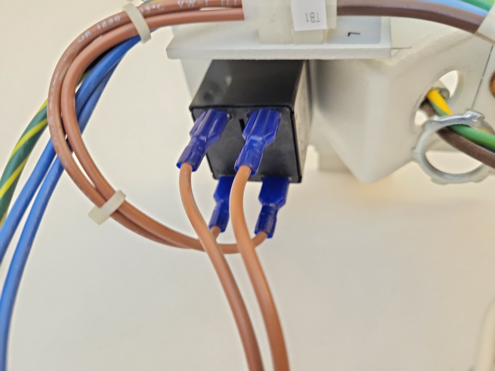 GE OEC 6600/9600 C-ARM 00-876468-02 POWER CABLE , BRACKET , GRN LT , BREAKER