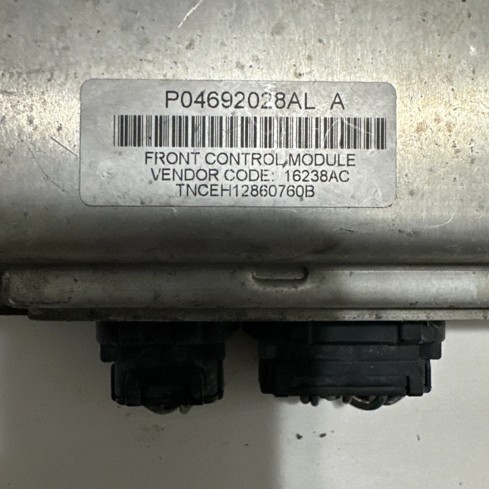 Módulo de control de carrocería Chrysler 300 C sedán 5,7 L BCM 2006 4692028AL Foto 2 de 3