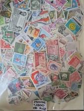 SUPERBE LOT DE + 1200 TIMBRES DU MONDE  TOUT FORMAT OBLITÉRÉS     14/8
