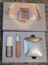 R.E.M. Beauty Yours Truly Makeup Set Eyeshadow, Highlighter Lip Gloss NIB