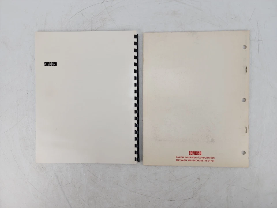 Vintage Digital Computer Manuals PDP11 DEC3000 DEC4000 DOS Batch - Image 2 of 4