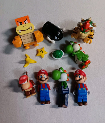 World of Nintendo K'Nex Super Mario Bowser Yoshi + Lego Bowser Jr Figures Lot