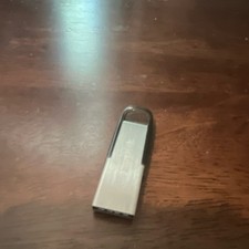SanDisk Cruzer Glide 32GB USB 2.0 USB-A Flash Drive Black/Silver PC Mac