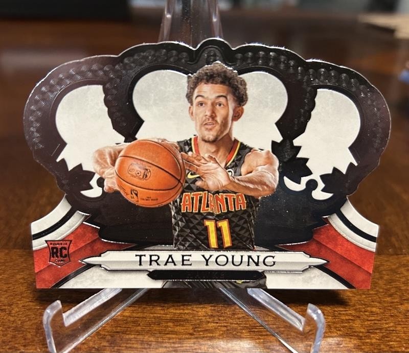 2018-19 Panini Crown Royale Trae Young #81 Rookie Card RC Atlanta Hawks Wizards