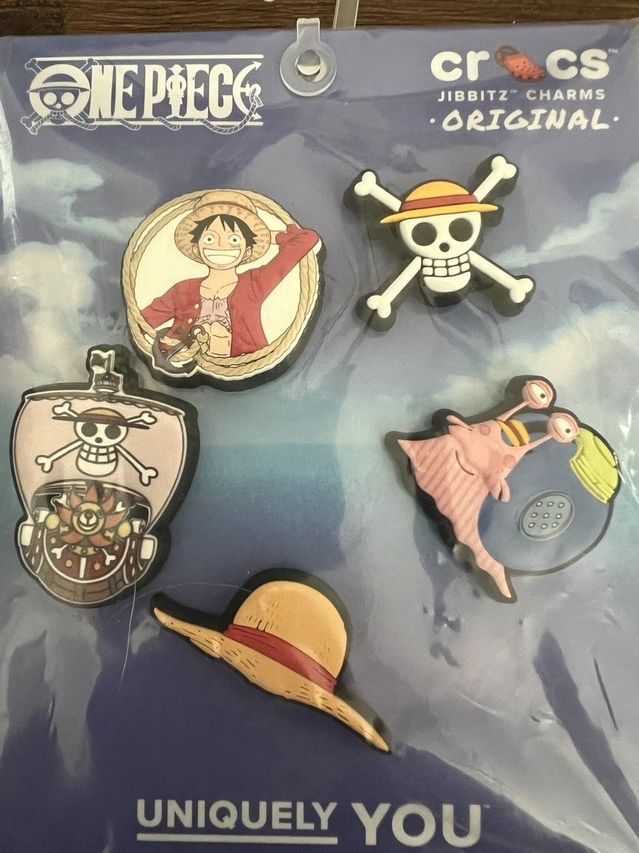 JIBLUE グッズ CROCS X ONE PIECE Luffy Straw Hat Pack Officially Licensed JIBBITZ