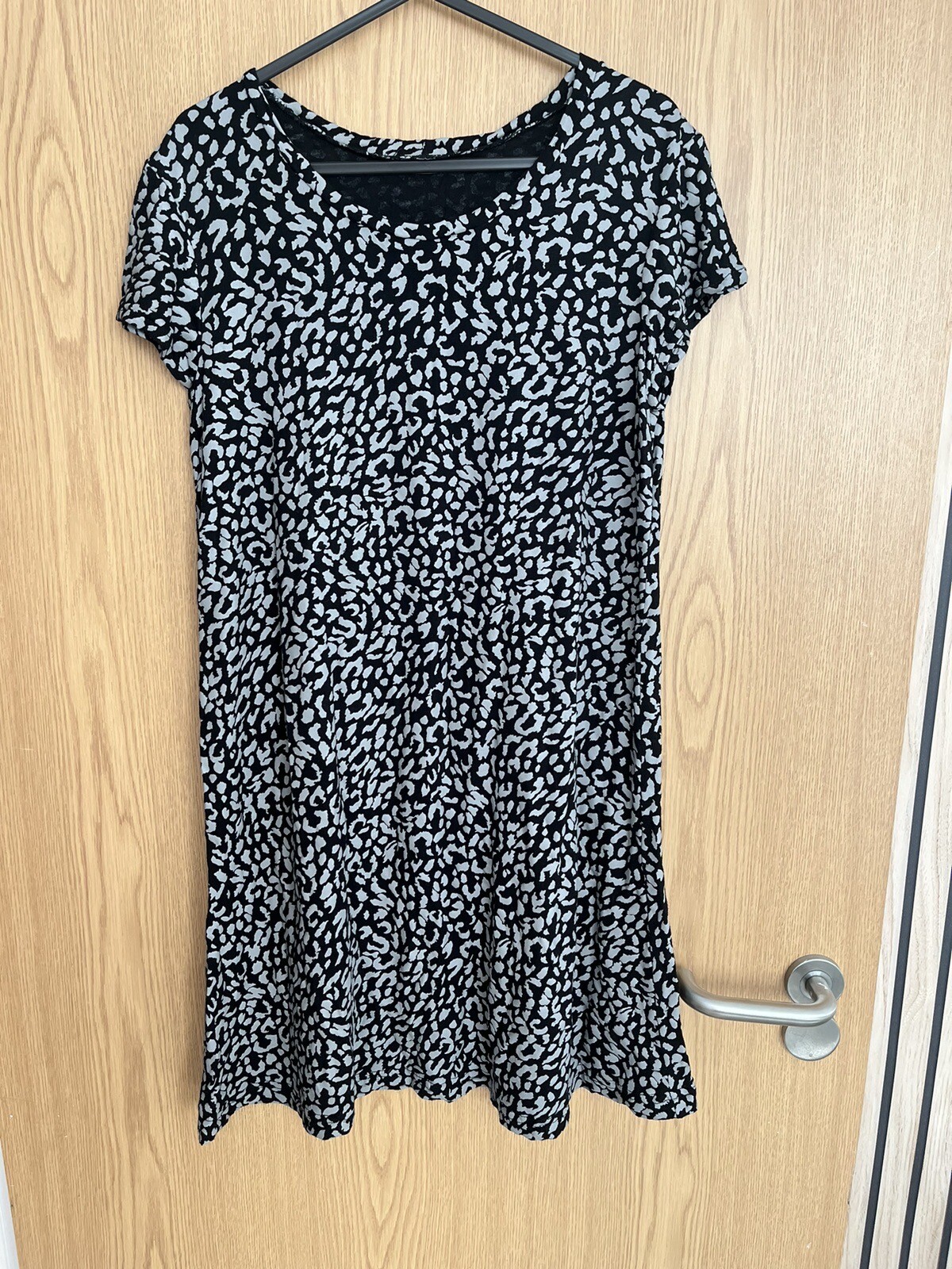 Stylish Grey and Black Animal Print Dress in Size Medium for a Bold Fashion Statement