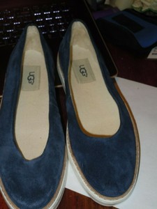 ugg slip on tennis shoes