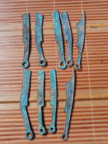 Raro 1 pz Coltello Cinese Monete Bronzo, Spedito a caso! - Foto 2 di 4