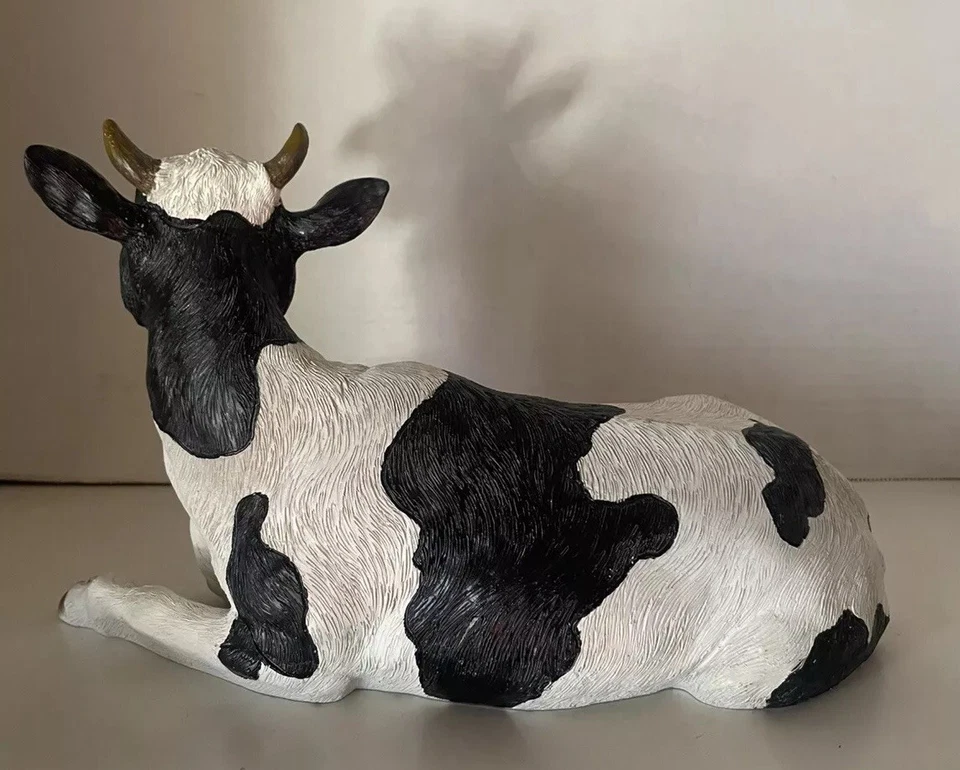 Hilarious DESIGN TOSCANO Large LAUGHING COW Statue for House or Garden - Image 4 of 4