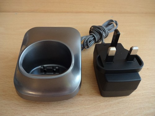 Panasonic PNLC1010 Additional Charger Base With or Without Power Adapter - Picture 3 of 5