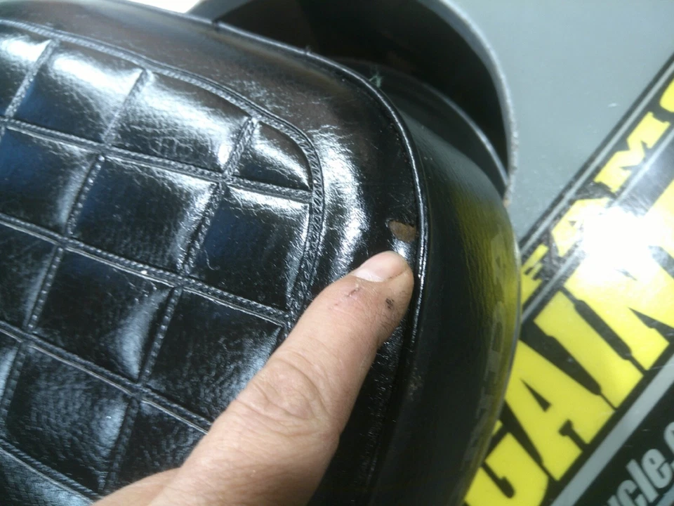 ASIENTO HONDA CB175 K6 K7 1972 1973 77200-342-670ZA SILLÍN ORIGINAL Foto 4 de 4