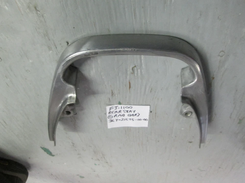 Trilho de garra de passageiros Yamaha FJ1100 - Imagem 4 de 4