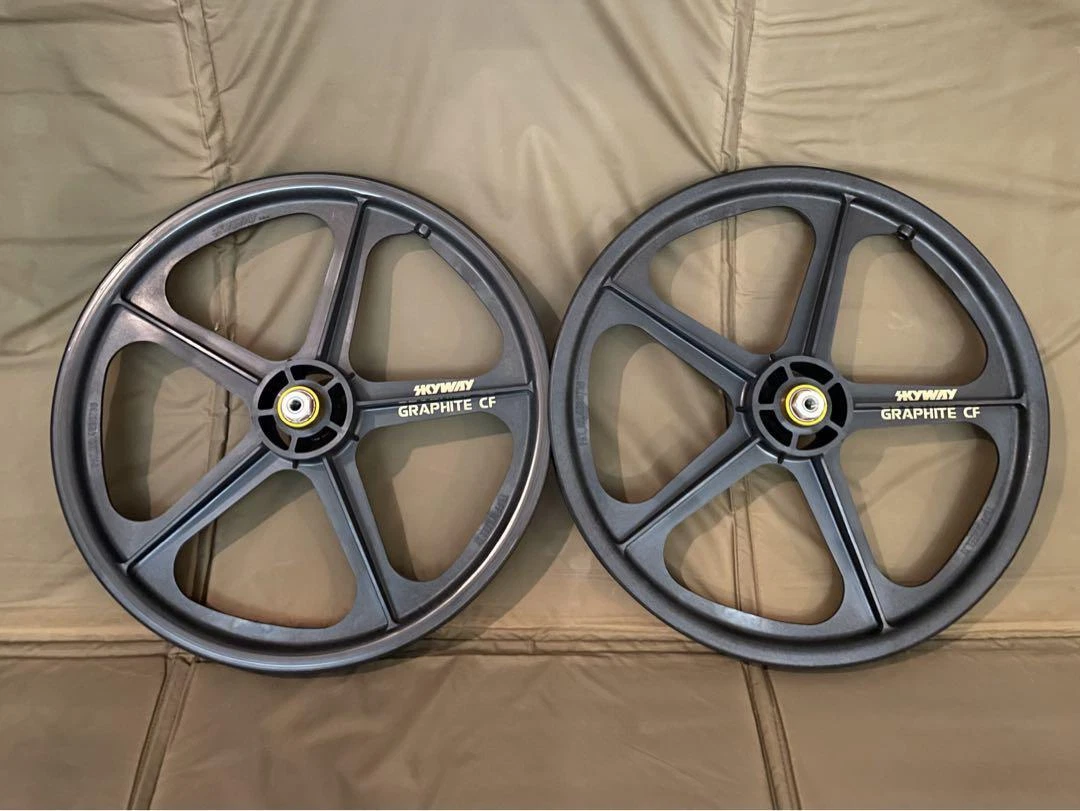 Graphite 2025 tuff wheels