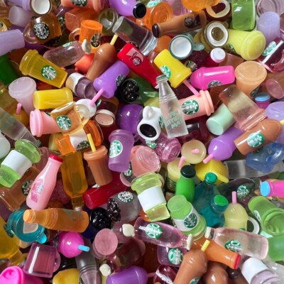 12x Miniatur Puppenstube Getränke Zubehör Kaffeetasse Flasche Party Maßstab 1:12