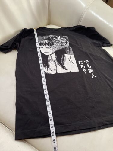 Tomie junji ito Collection Crunchyroll Classic T Shirt, Unisex Black Tee Size XL - 第 6/9 張圖片