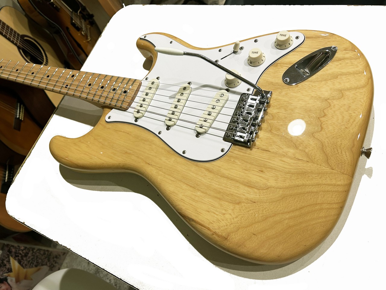 Fender Japan Fender Made in Japan Traditional 70s Stratocaster Natural o15509