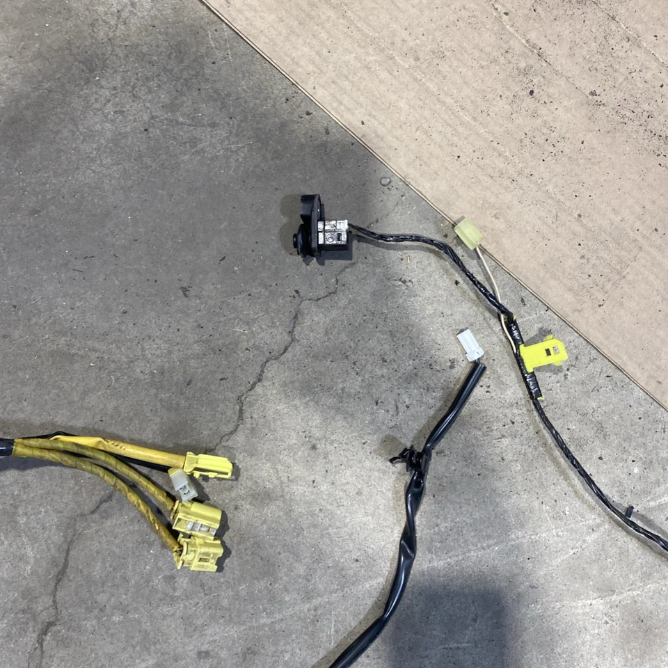 2006 2007 Subaru Impreza Sti Sedan fio de chicote traseiro porta-malas 98241FE340 OEM 1124 - Imagem 3 de 4