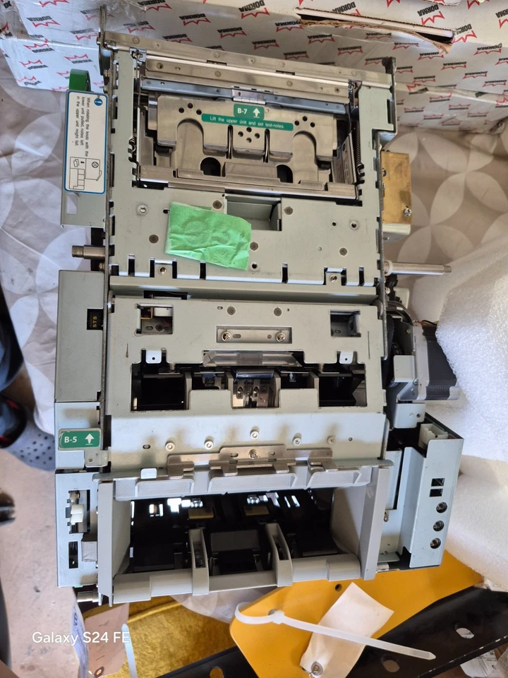 FUJITSU KD03705-D001 ATM FEED UNIT | KIT, G730/750 FD MODULE W/CM'S - Image 3 of 4