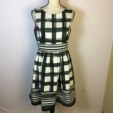 Eliza J Fit & Flare Dress Sz 8 Womans Black White Brushstroke Gingham Sleeveless