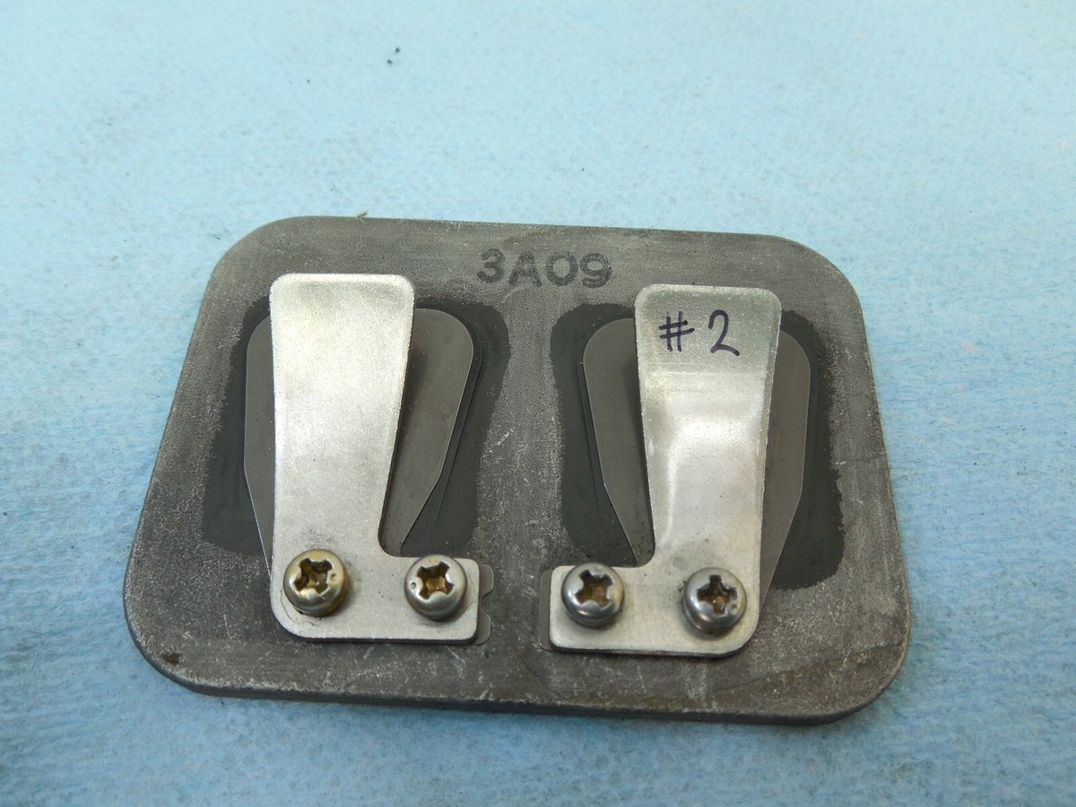 その他 READY 1993 Kawasaki ZX11 ZX1100-D1 Ninja Head Valve Rocker Arm Cover