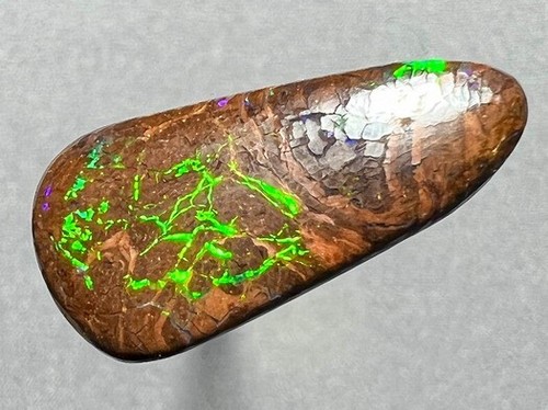 Rich Green & Violet * 7ct Natural Australian Solid Matrix Boulder Opal * Video - Picture 2 of 4