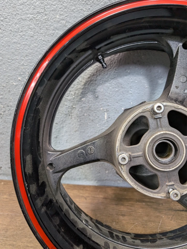 Llanta trasera Honda CBR1000RR CBR 1000 RR 2004-2007 OEM - 42650-MEL-D20ZC Foto 3 de 4