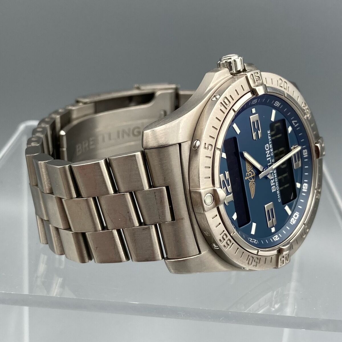 Breitling Aerospace Alarm Chronograph Quartz Analog-Digital Breitling Aerospace Alarm Chronograph Quartz Analog-Digital