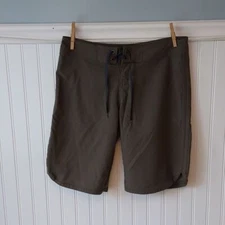 Eastern Mountain Sports Women's 2 Shorts Olive Green Hiking Outdoor EMS