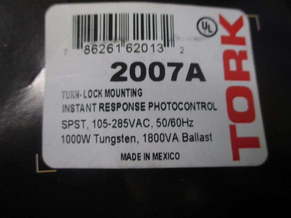 Lot of 2 Tork Turn lock Mounting Instant Response Photocontrol 105-285VAC 2007A  - Image 2 of 4