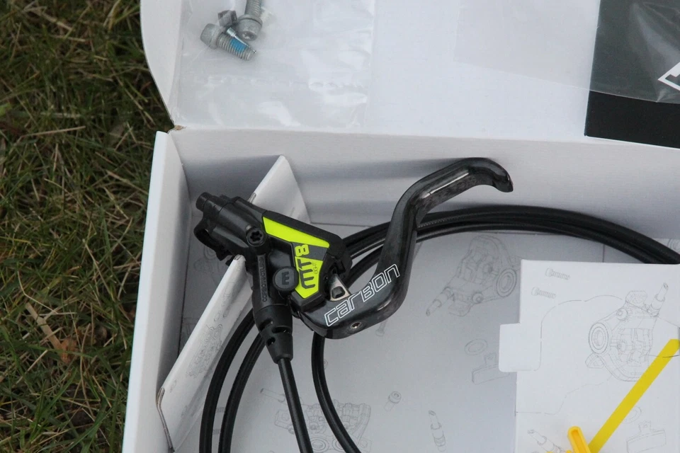 NUEVO - Freno de disco Magura MT8 SL // DELANTERO o trasero // Foto 3 de 3